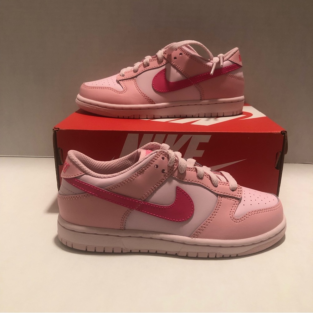 Nike Dunks Lows